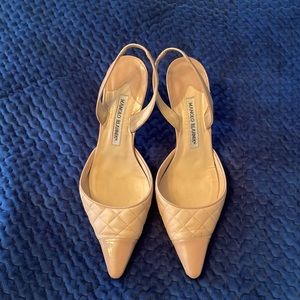 Manolo Blahnik Nude, kitten heel sling back. Size 8 (38)